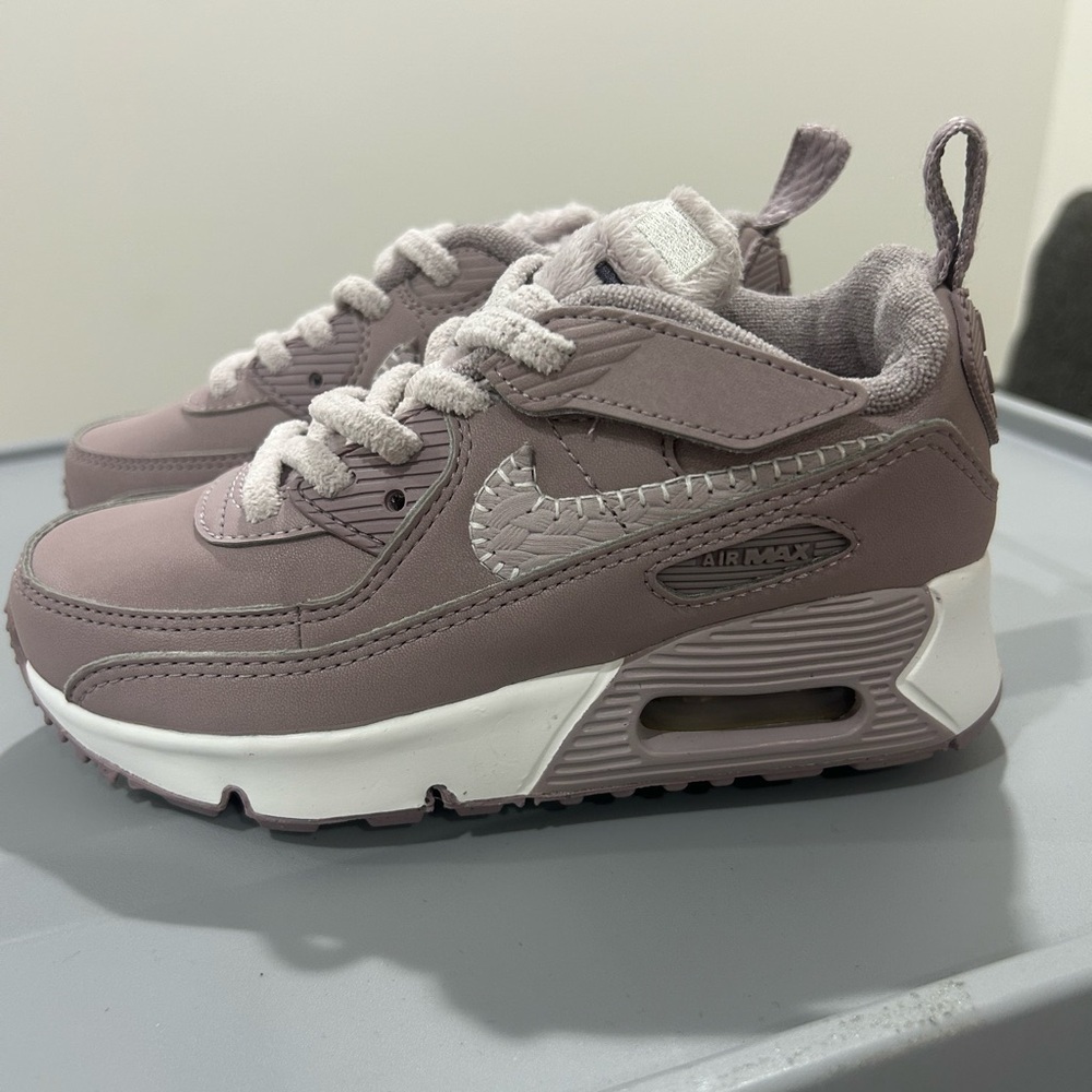 NWOT Nike Air Max 90 EasyOn Shoe - Picture 6 of 6